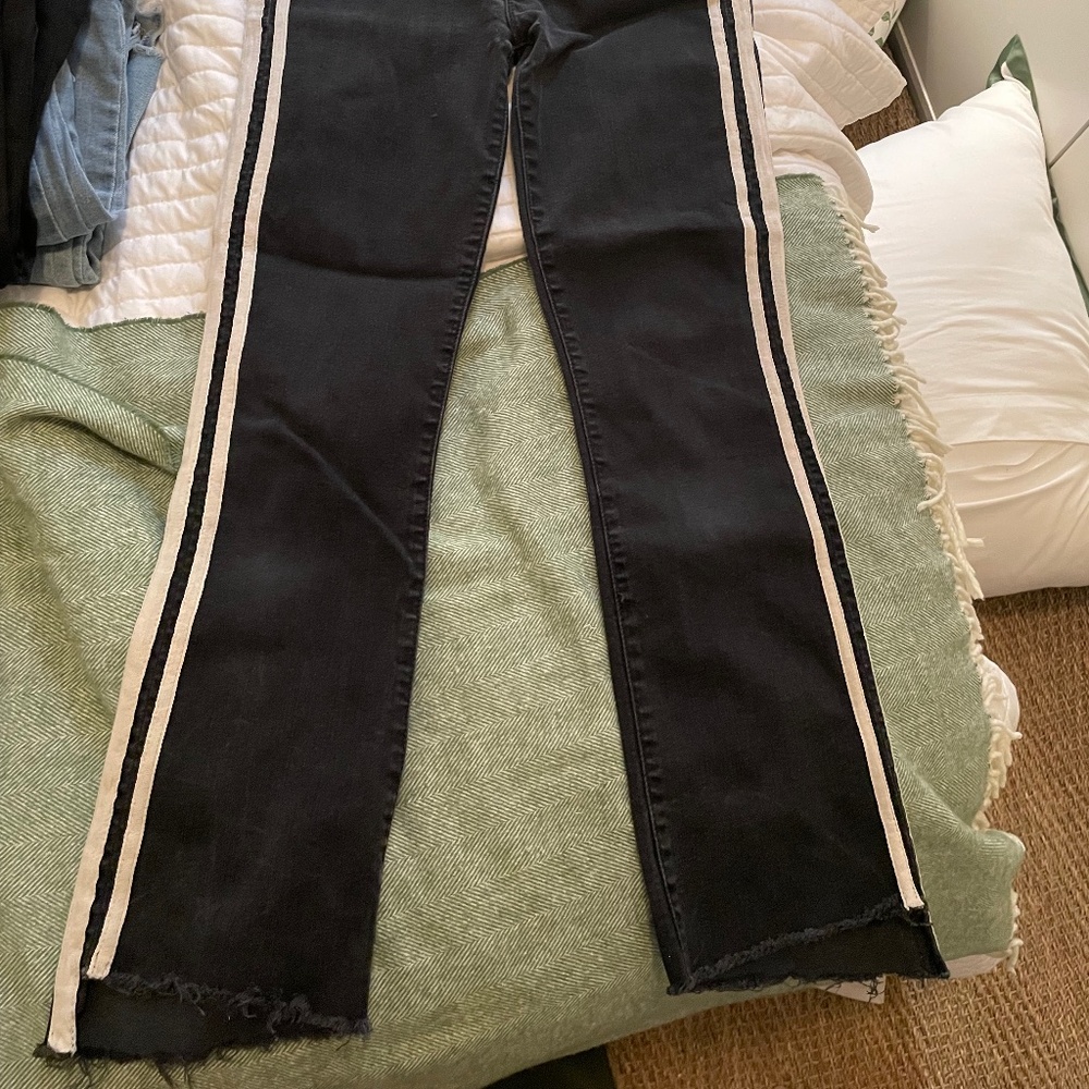 Mother- Insider Striped cropped flare jeans